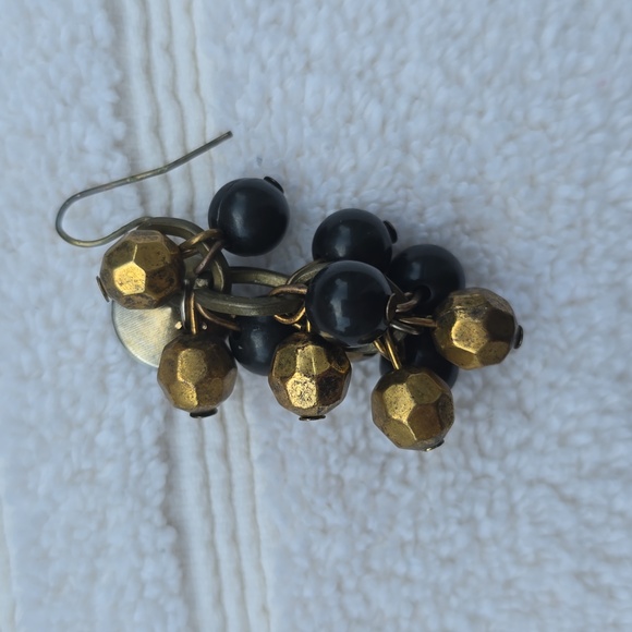 Charming Yellow and Black Women's Necklace Set - Picture 3 of 8